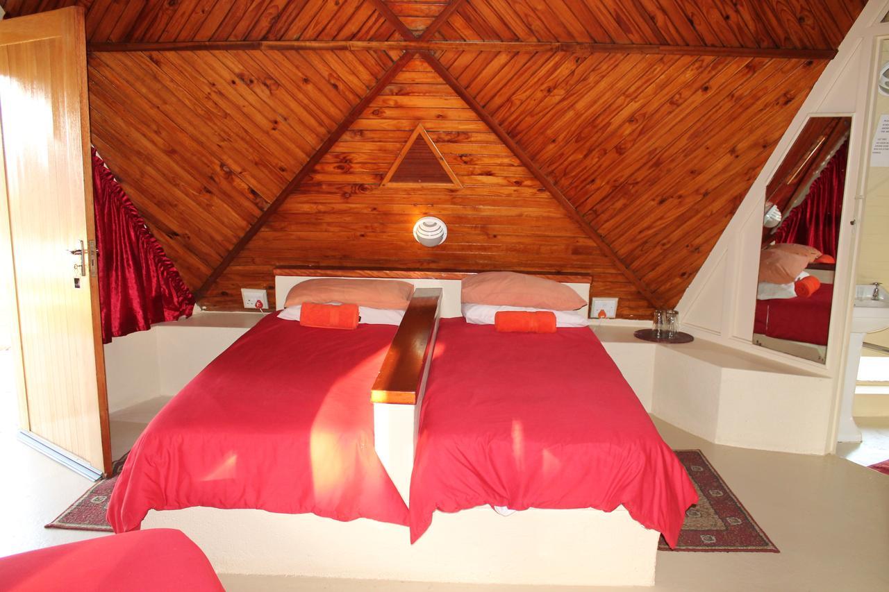 Pyramids Motel Van Reenen Eksteriør bilde