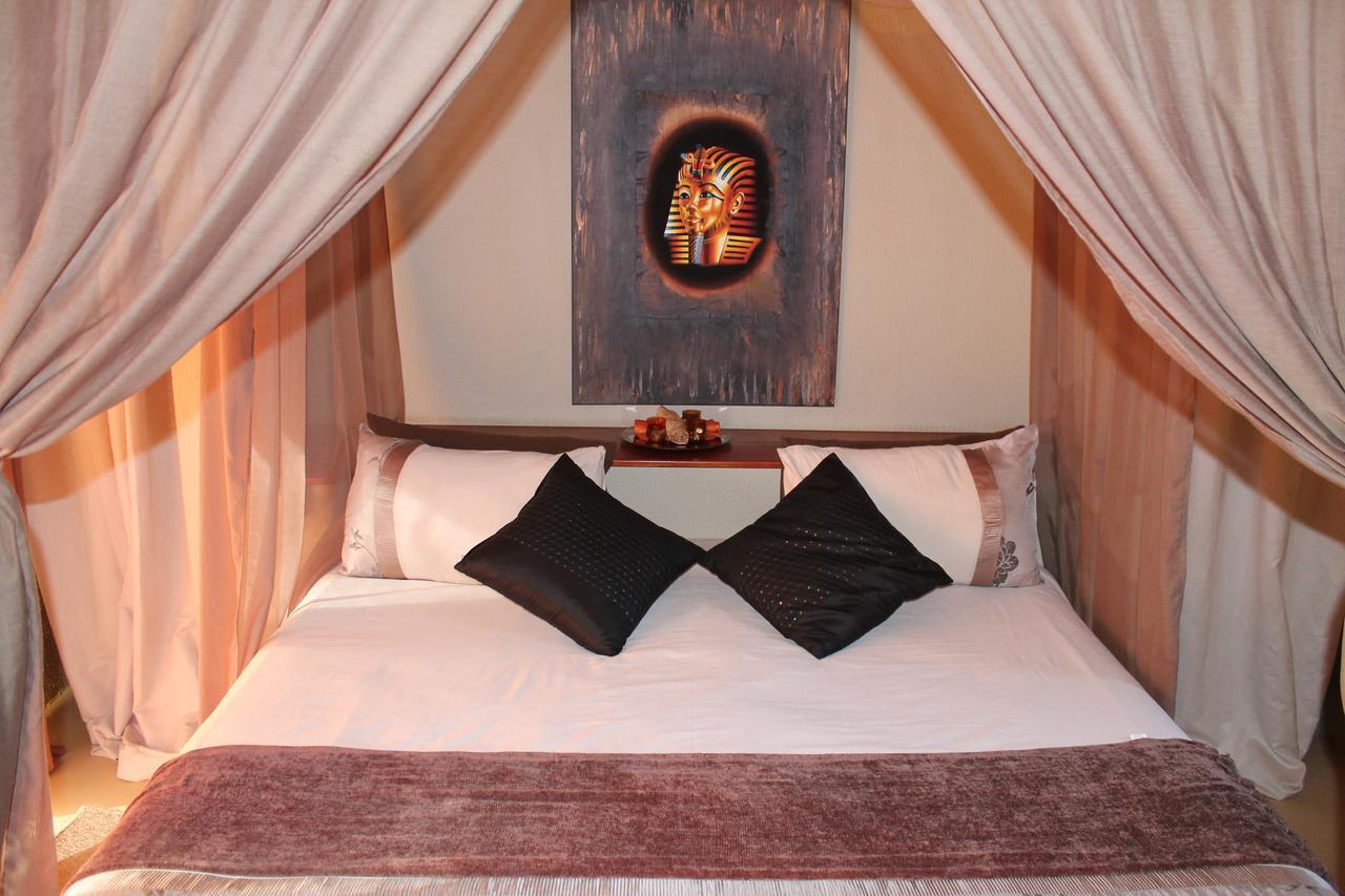 Pyramids Motel Van Reenen Eksteriør bilde