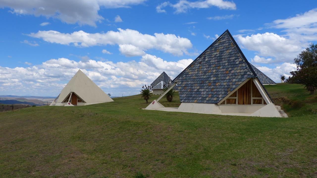 Pyramids Motel Van Reenen Eksteriør bilde