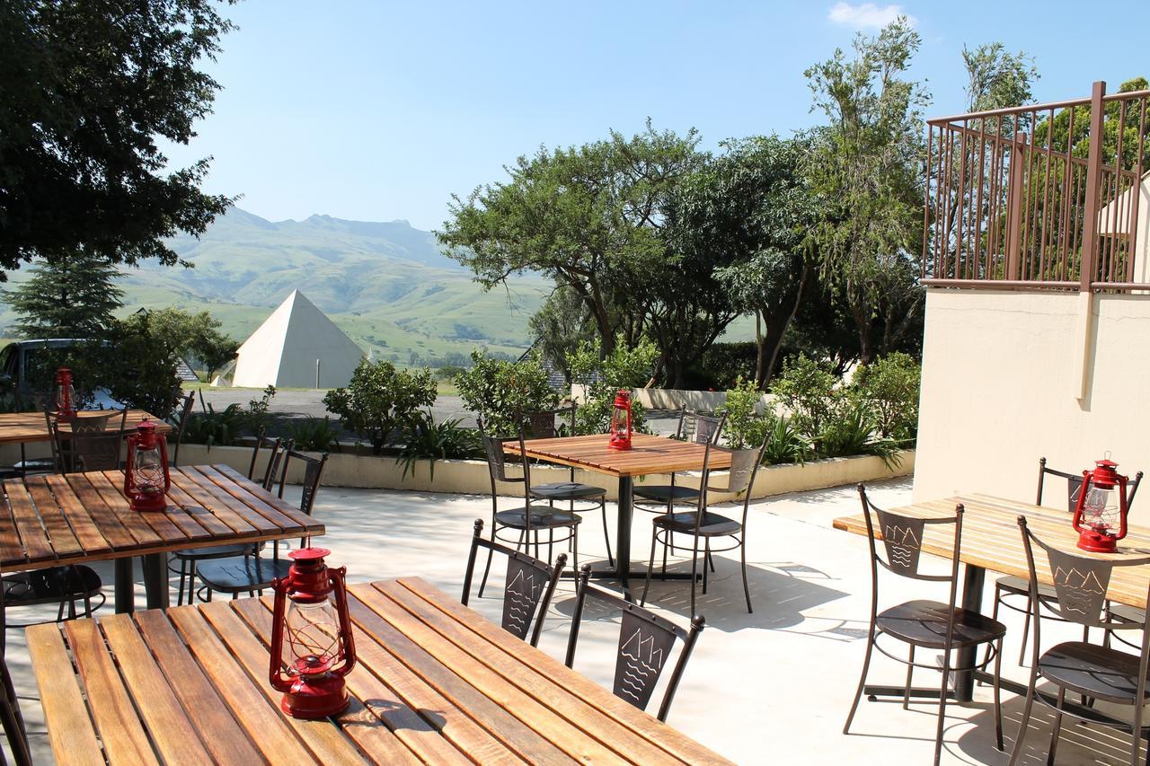 Pyramids Motel Van Reenen Eksteriør bilde