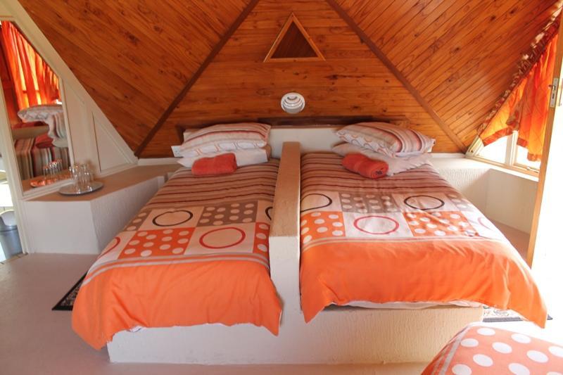 Pyramids Motel Van Reenen Eksteriør bilde